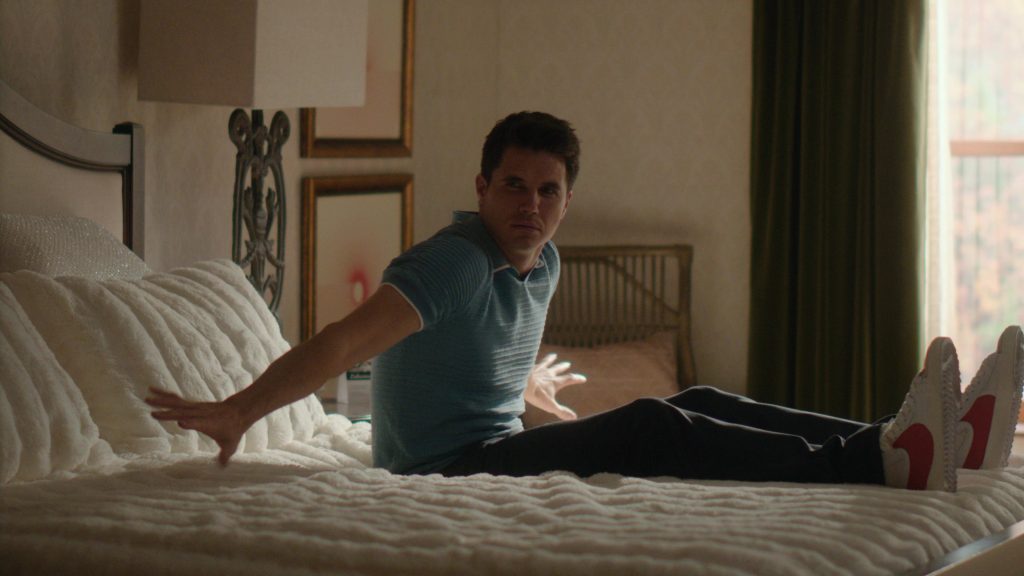 Nike Sneakers Worn by Robbie Amell as Nathan Brown in Upload S03E01 “Ticking Clock” (2023) (Image 4)