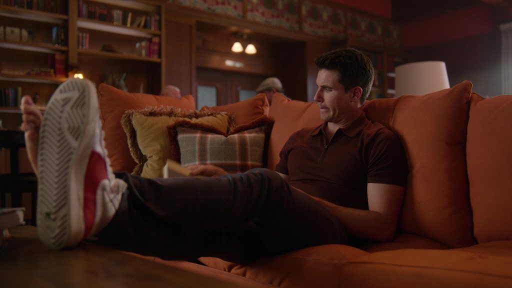 Nike Sneakers Worn by Robbie Amell in Upload S03E07 “Upload Day” (2023) (Image 8)