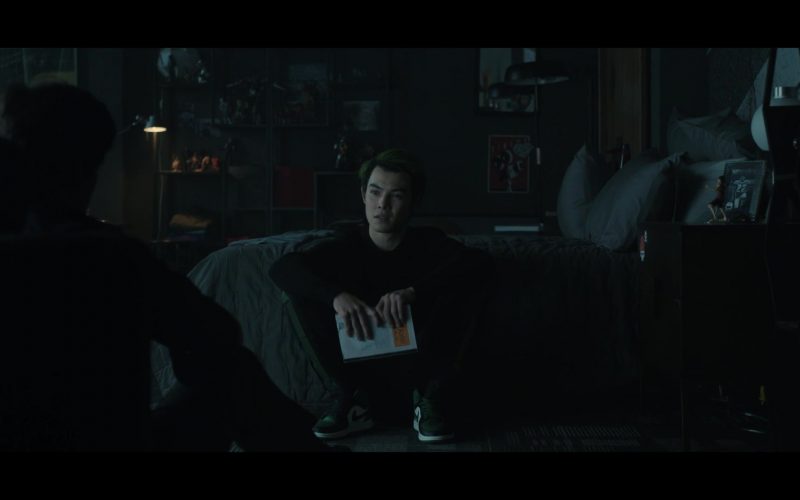 Nike Sneakers Worn by Ryan Potter as Gar in Titans Season 2 Episode 13 “Nightwing” (2019) (Image 1)