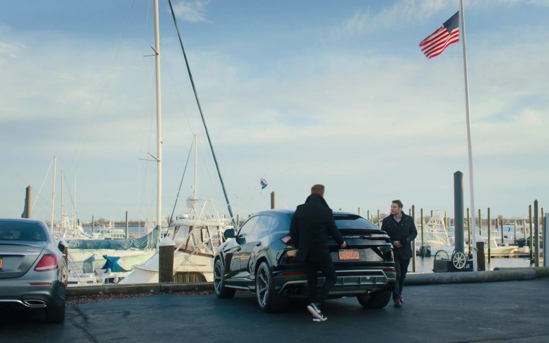 Nike Sneakers Worn by by Damian Lewis (Bobby Axelrod) in Billions – Season 4 Episode 5, A Proper Sendoff (2019) (Image 1)