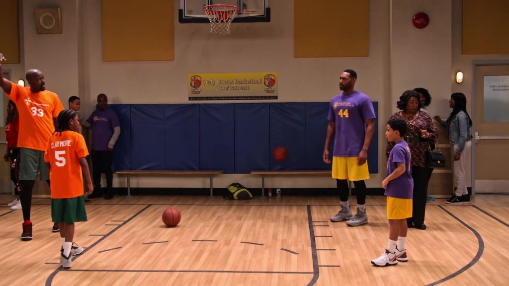 Nike Sneakers and White Socks Worn by Cameron J. Wright as Mazzi McKellan in Family Reunion Season 1 Episode 15 “Remember When Jade Was Down with the Swirl” (2020) (Image 2)