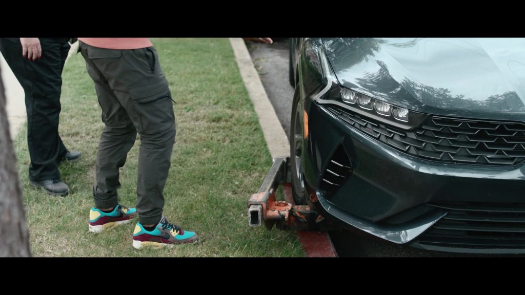 Nike Sneakers in A Man in Full S01E01 “Saddlebags” (2024) (Image 1)