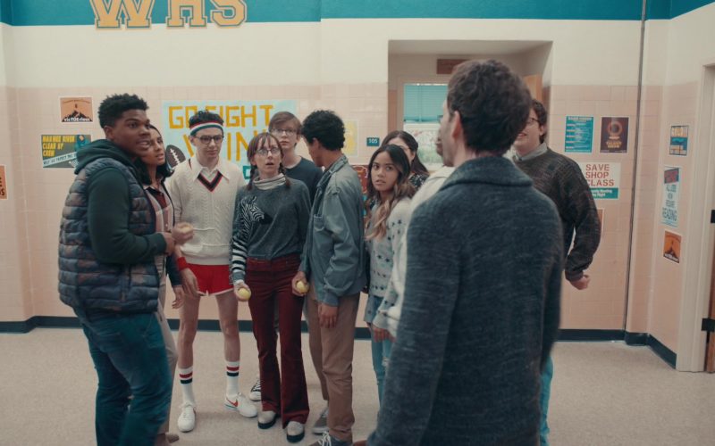 Nike Sneakers in A.P. Bio – Season 2, Episode 7, Personal Everest (2019) (Image 1)