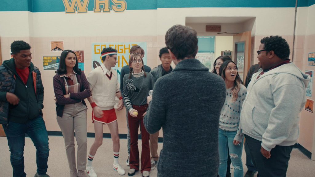 Nike Sneakers in A.P. Bio – Season 2, Episode 7, Personal Everest (2019) (Image 2)