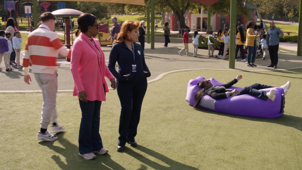 Nike Sneakers in Abbott Elementary S03E13 “Smith Playground” (2024) (Image 6)
