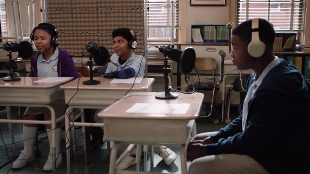 Nike Sneakers in Abbott Elementary S04E10 “Testing” (2025) (Image 1)
