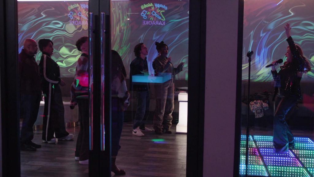 Nike Sneakers in Abbott Elementary S04E17 “Karaoke” (2025) (Image 2)