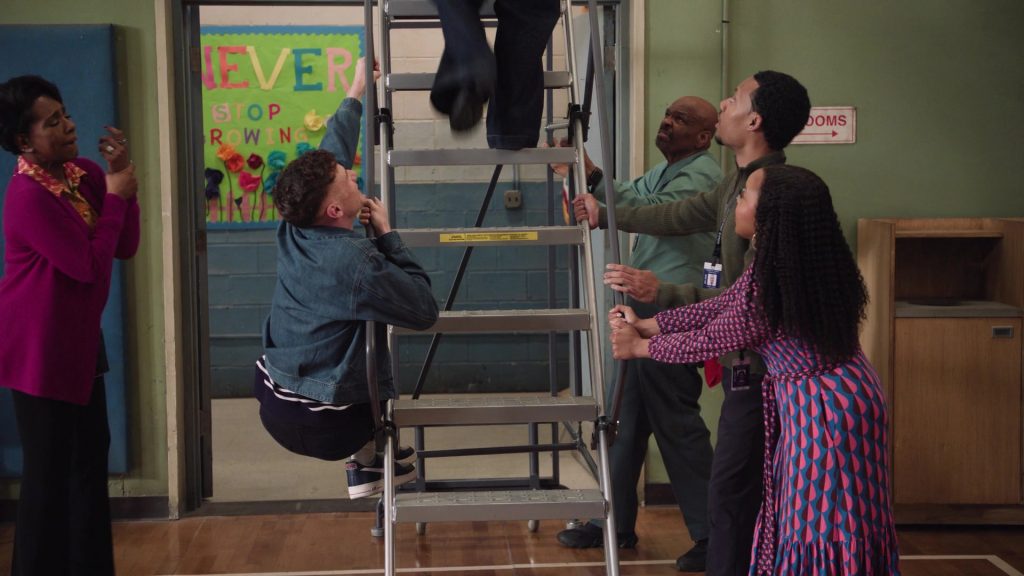 Nike Sneakers in Abbott Elementary S04E18 “Audit” (2025) (Image 6)
