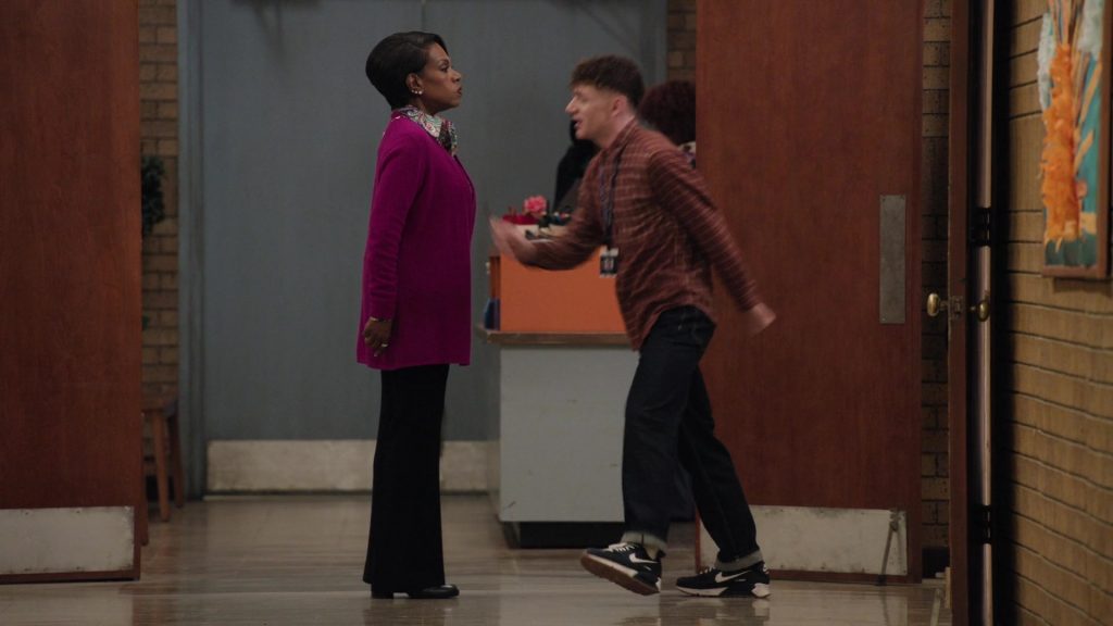 Nike Sneakers in Abbott Elementary S05E02 (2025) (Image 3)