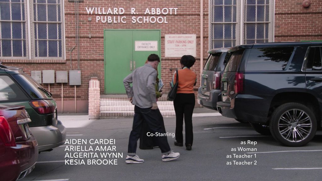Nike Sneakers in Abbott Elementary S05E22 “Miami” (2026) (Image 2)