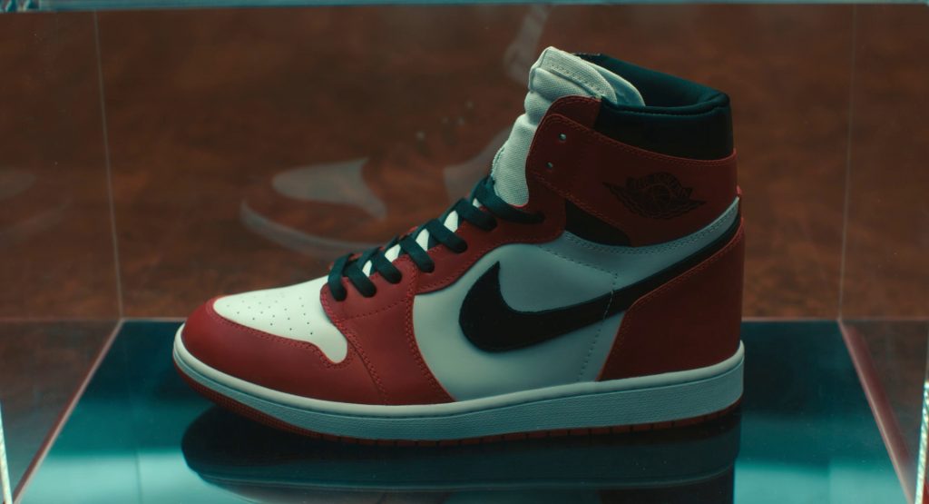 Nike Sneakers in Air (2023) (Image 8)