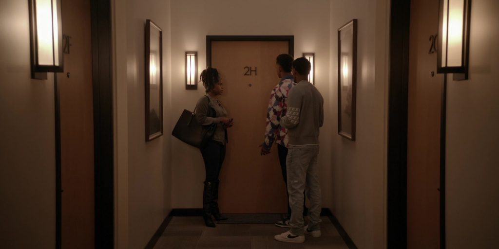 Nike Sneakers in All American - Homecoming S01E13 “Irreplaceable” (2022) (Image 1)