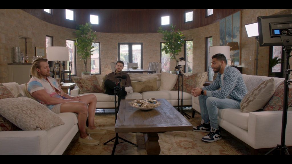 Nike Sneakers in All American S05E19 “Sabotage” (2023) (Image 2)