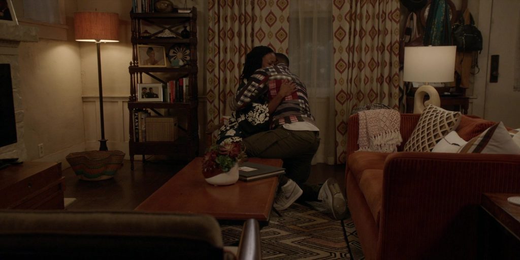 Nike Sneakers in All American S06E03 “Business Is Business” (2024) (Image 7)