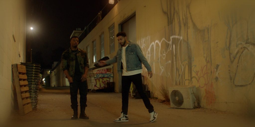 Nike Sneakers in All American S06E04 “Black Out” (2024) (Image 10)