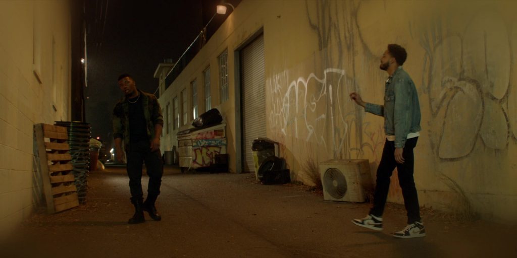 Nike Sneakers in All American S06E04 “Black Out” (2024) (Image 4)
