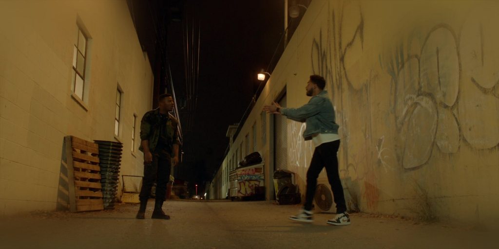 Nike Sneakers in All American S06E04 “Black Out” (2024) (Image 8)