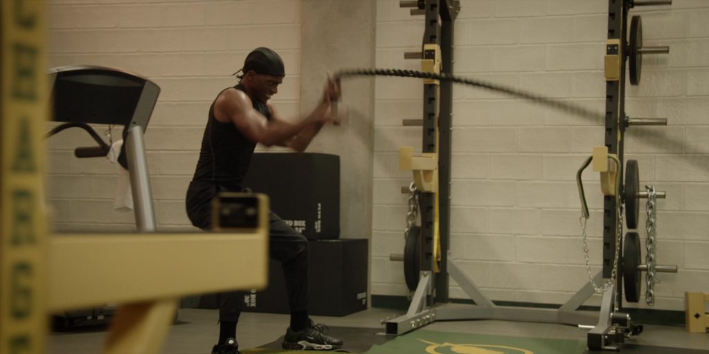 Nike Sneakers in All American S07E03 “Ante Up” (2025) (Image 17)