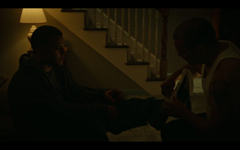 Nike Sneakers in American Sports Story S01E01 (2024) (Image 1)