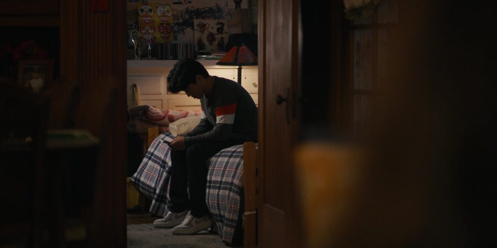 Nike Sneakers in Ballard S01E07 “Fork in the Road” (2025) (Image 4)