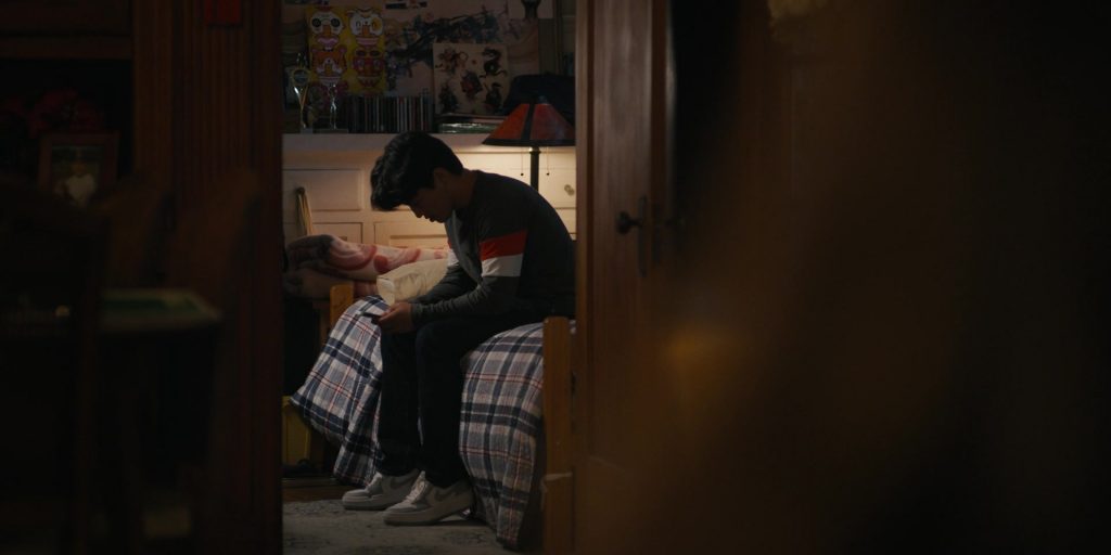 Nike Sneakers in Ballard S01E07 “Fork in the Road” (2025) (Image 5)