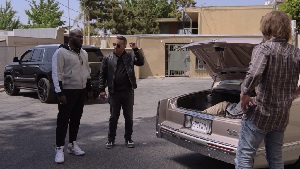 Nike Sneakers in Bookie S02E08 “A Whale In Pomona” (2025) (Image 6)