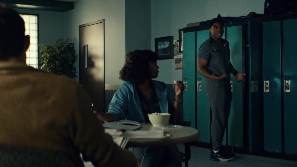 Nike Sneakers in Brilliant Minds S01E08 “The Lovesick Widow” (2024) (Image 4)