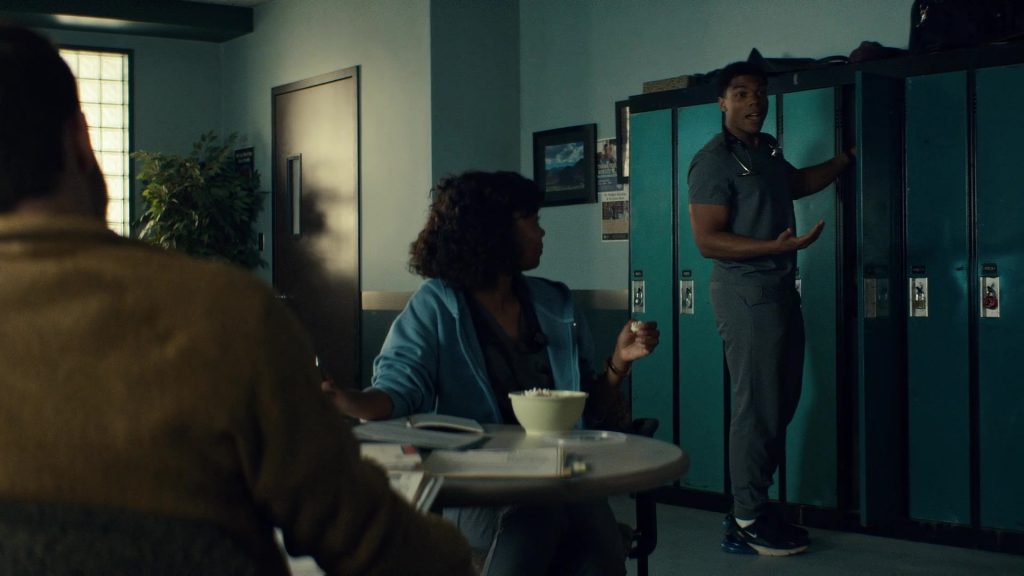 Nike Sneakers in Brilliant Minds S01E08 “The Lovesick Widow” (2024) (Image 5)