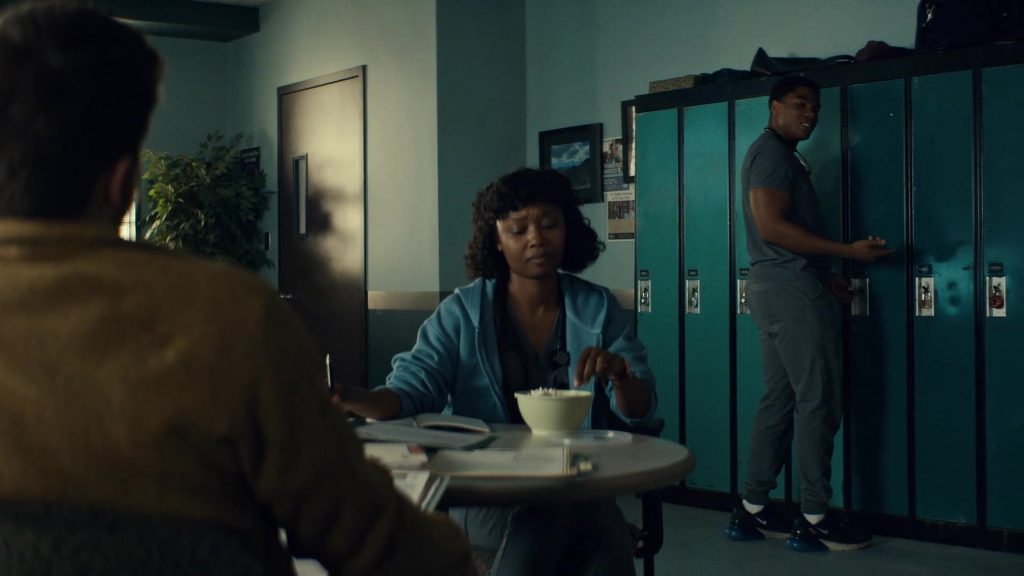 Nike Sneakers in Brilliant Minds S01E08 “The Lovesick Widow” (2024) (Image 9)