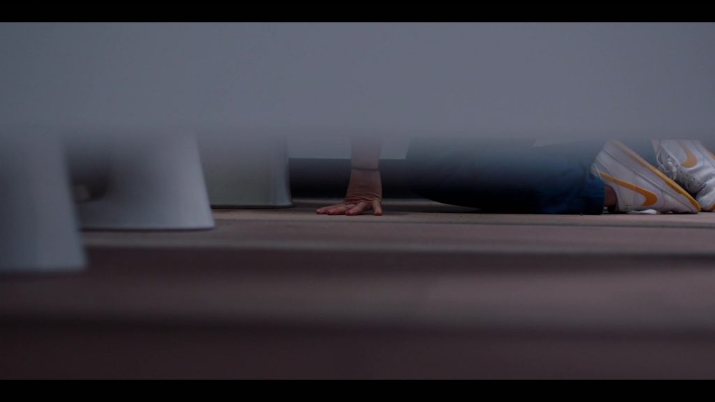 Nike Sneakers in Casualty S39E19 “Internal Affairs” (2025) (Image 3)