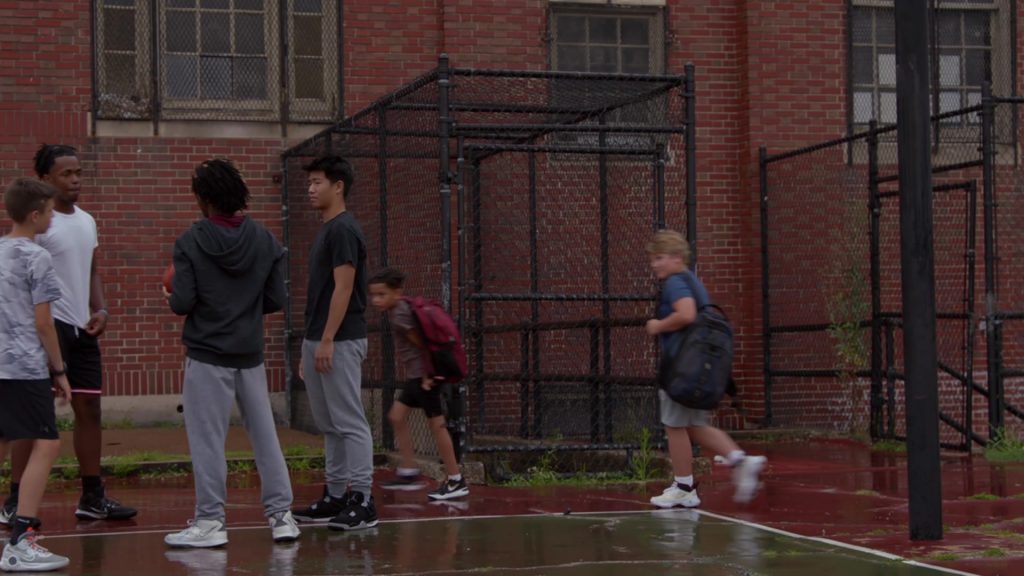 Nike Sneakers in Chicago P.D. S12E02 “Blood Bleeds Blue” (2024) (Image 5)