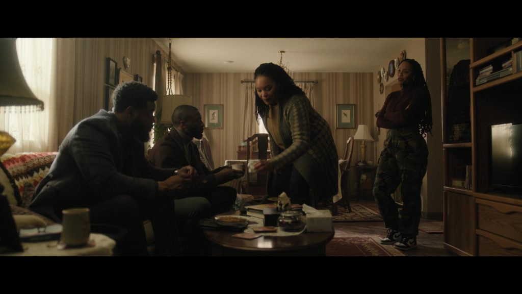 Nike Sneakers in Cross S01E04 “Masks” (2024) (Image 1)