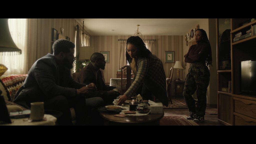 Nike Sneakers in Cross S01E04 “Masks” (2024) (Image 2)