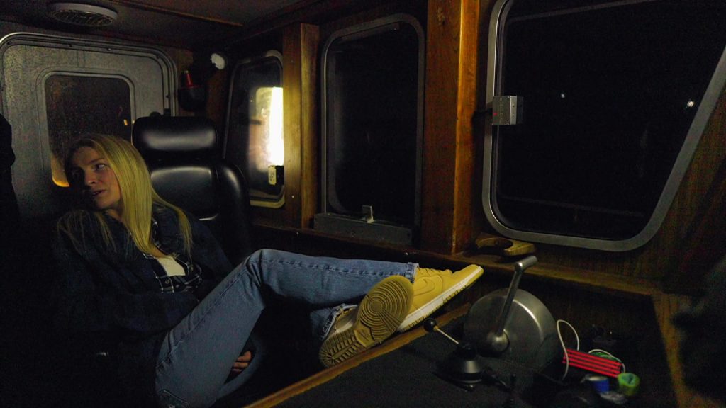 Nike Sneakers in Deadliest Catch S21E02 “Abandon All but Hope” (2025) (Image 3)