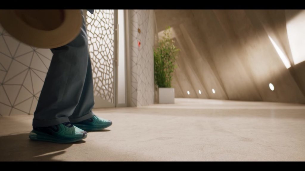 Nike Sneakers in Doctor Who Season 12 Episode 3 “Orphan 55” (2020) (Image 2)