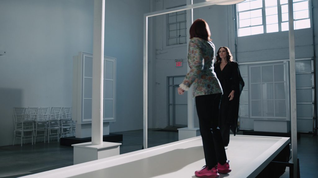 Nike Sneakers in Elsbeth S01E10 “A Fitting Finale” (2024) (Image 5)