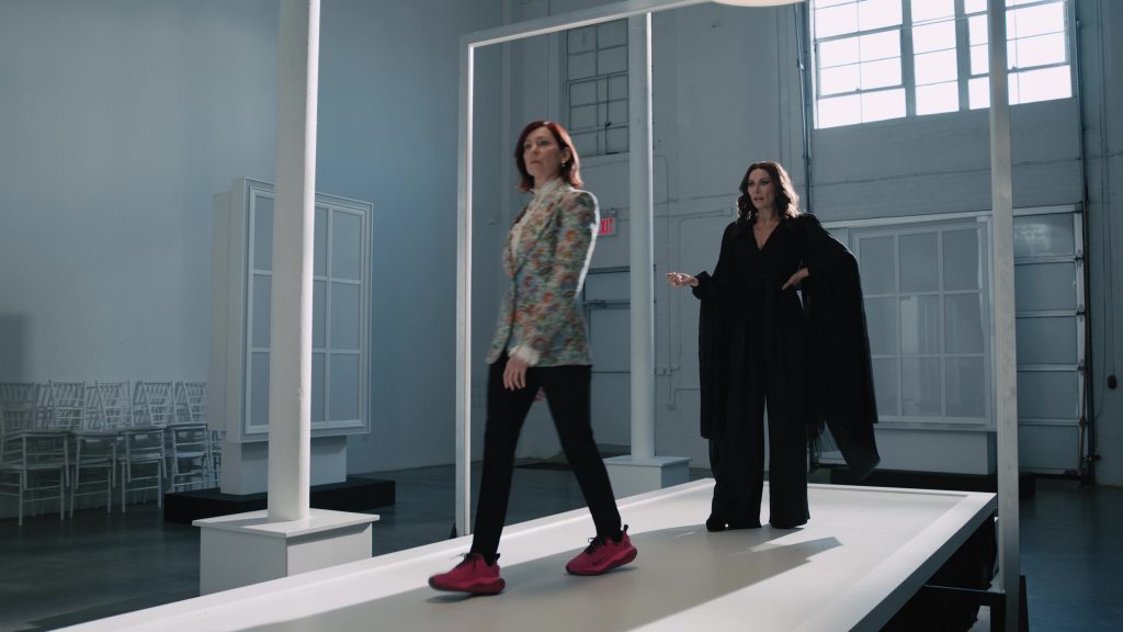 Nike Sneakers in Elsbeth S01E10 “A Fitting Finale” (2024) (Image 8)