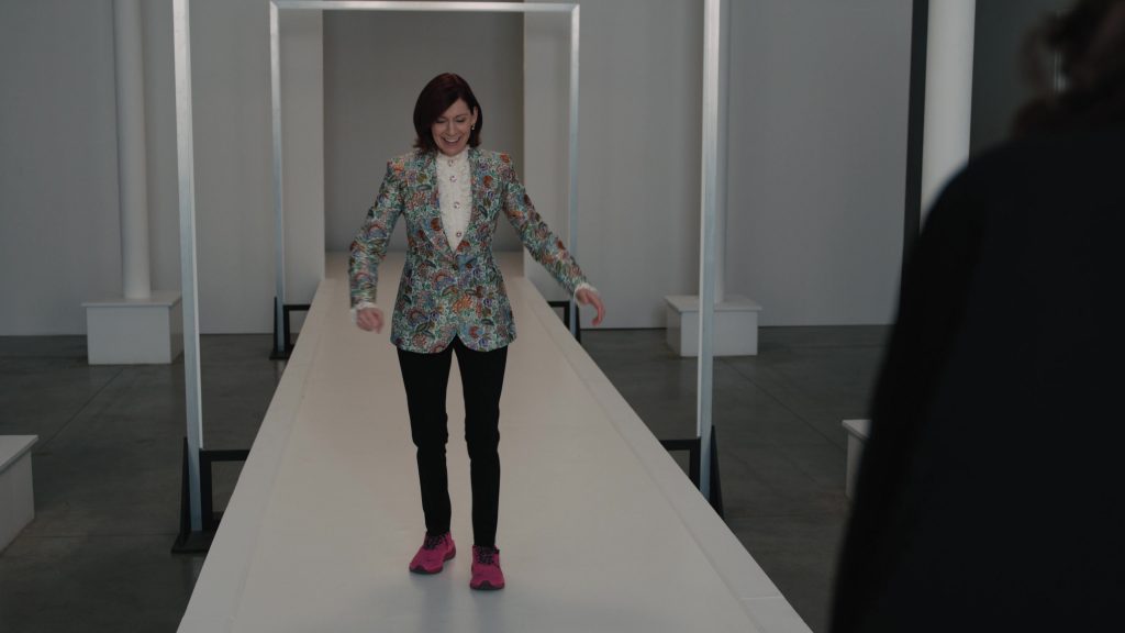 Nike Sneakers in Elsbeth S01E10 “A Fitting Finale” (2024) (Image 9)