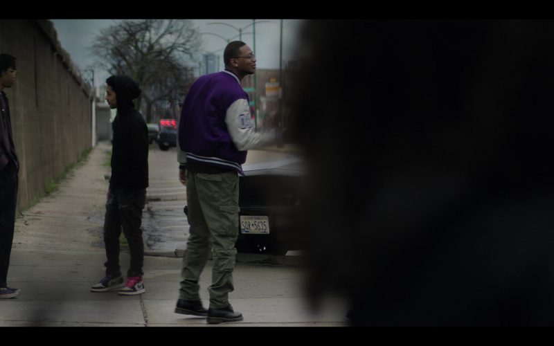 Nike Sneakers in Emperor of Ocean Park S01E08 (2024) (Image 1)