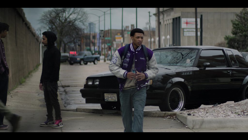 Nike Sneakers in Emperor of Ocean Park S01E08 (2024) (Image 2)