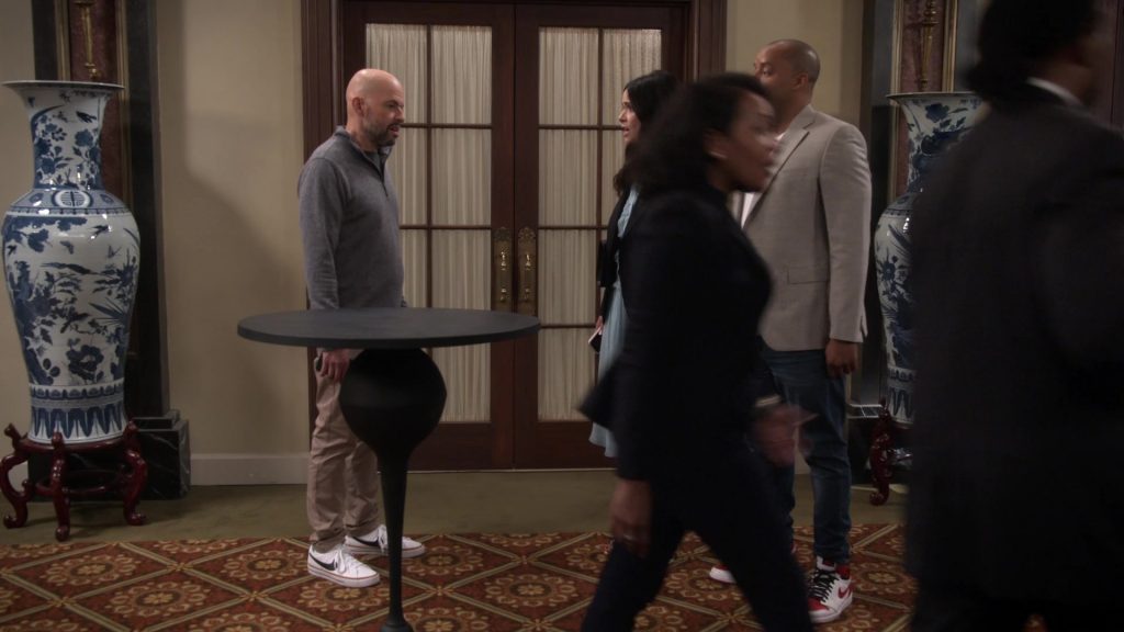 Nike Sneakers in Extended Family S01E01 “Pilot” (2023) (Image 10)