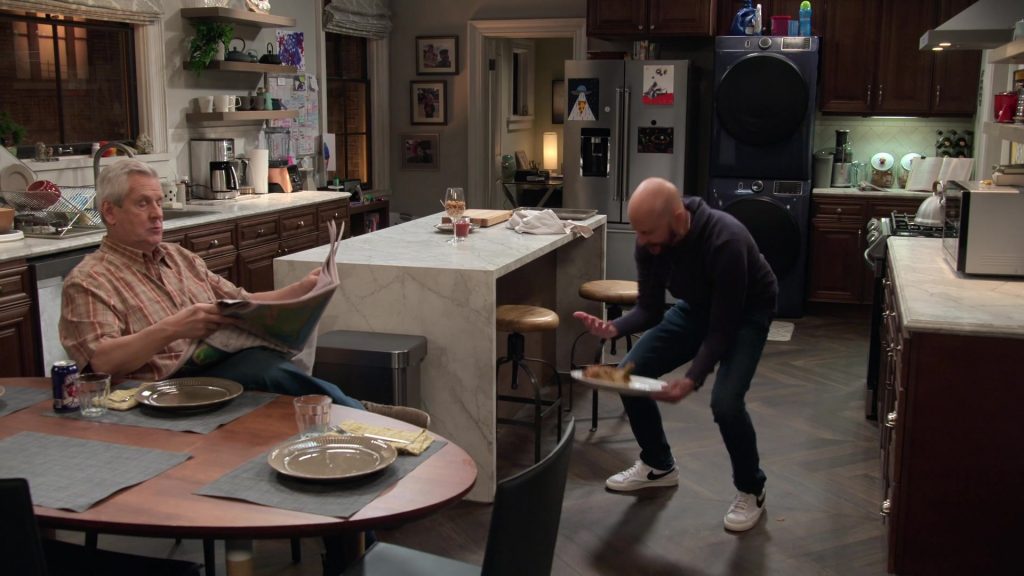 Nike Sneakers in Extended Family S01E03 “The Consequences of Gaming” (2024) (Image 6)