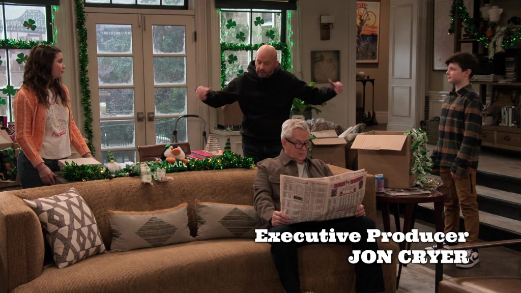 Nike Sneakers in Extended Family S01E12 “The Consequences of Being Irish” (2024) (Image 4)