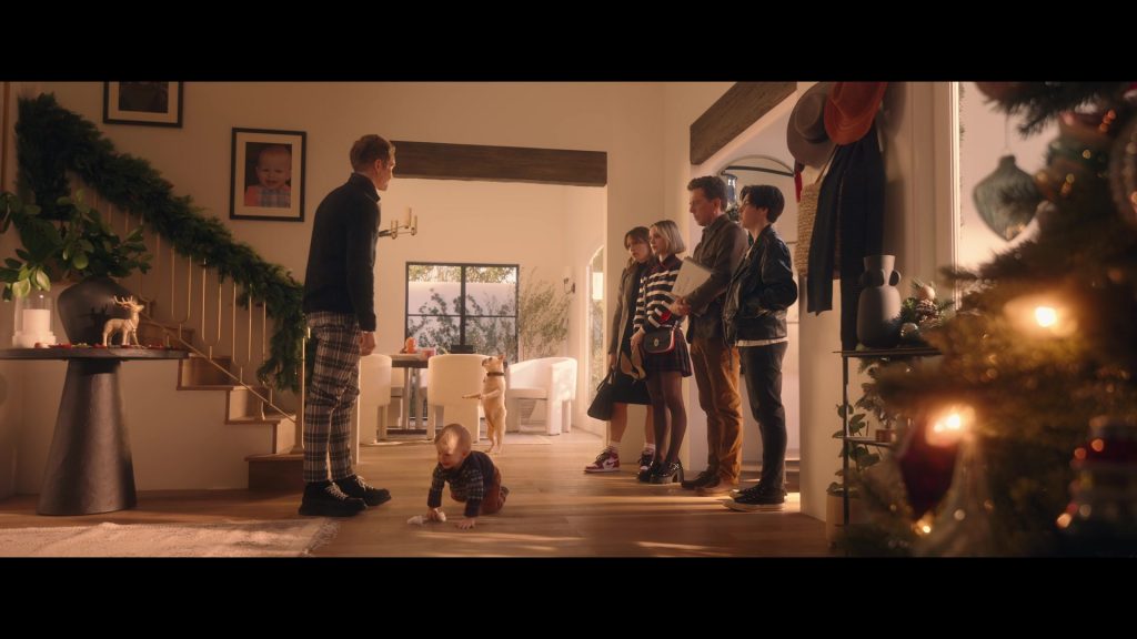 Nike Sneakers in Family Switch (2023) (Image 11)