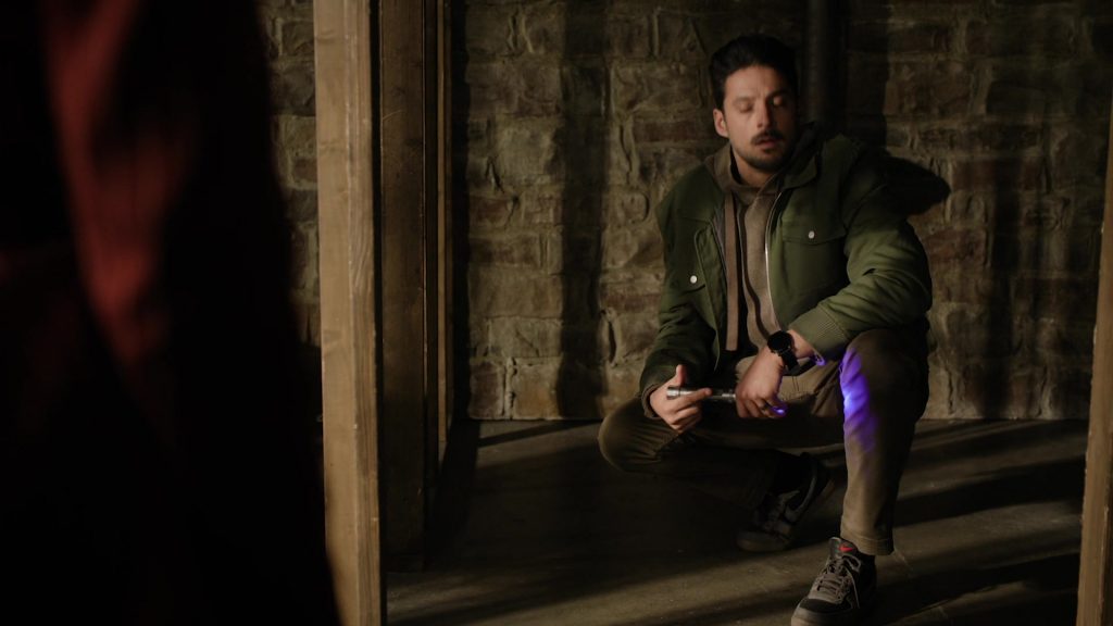 Nike Sneakers in Found S02E17 “Missing While Manipulated” (2025) (Image 4)