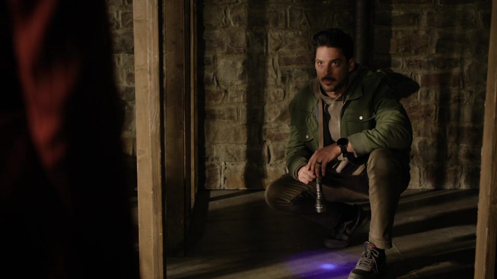 Nike Sneakers in Found S02E17 “Missing While Manipulated” (2025) (Image 7)