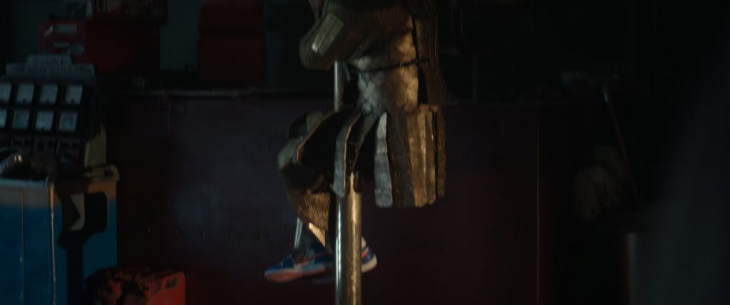 Nike Sneakers in Ghostbusters - Frozen Empire (2024) (Image 3)