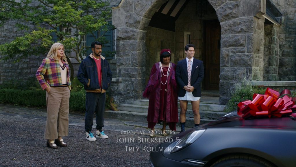 Nike Sneakers in Ghosts S05E05 “T-Daddy” (2025) (Image 4)