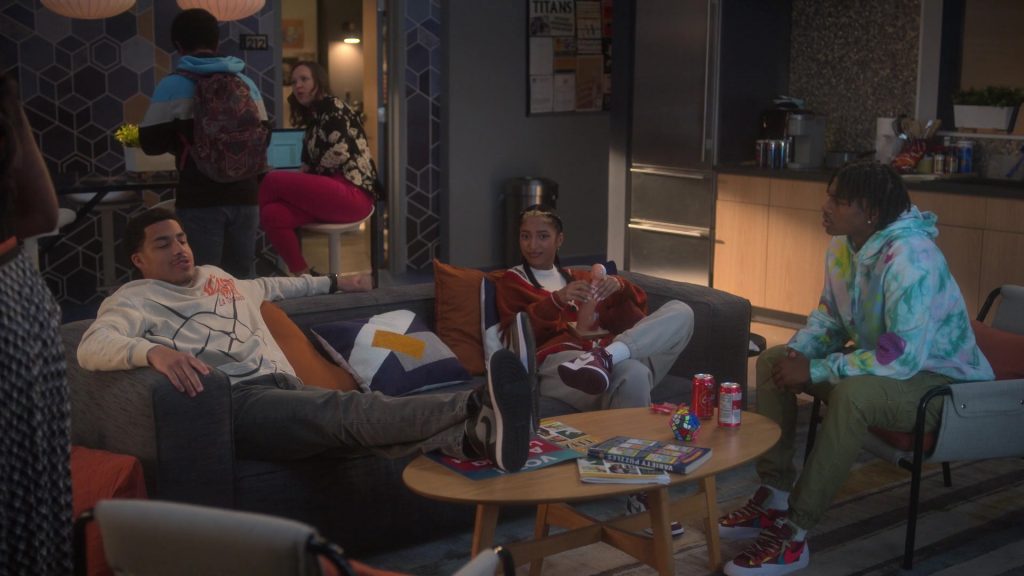 Nike Sneakers in Grown-ish S05E02 “High Society” (2022) (Image 1)
