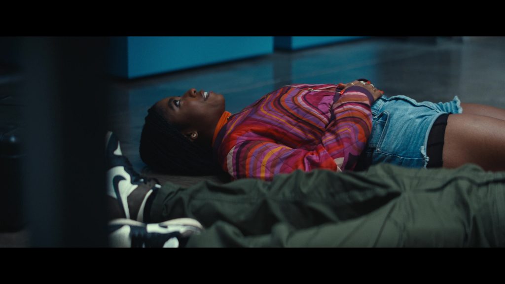 Nike Sneakers in Ironheart S01E04 “Bad Magic” (2025) (Image 7)